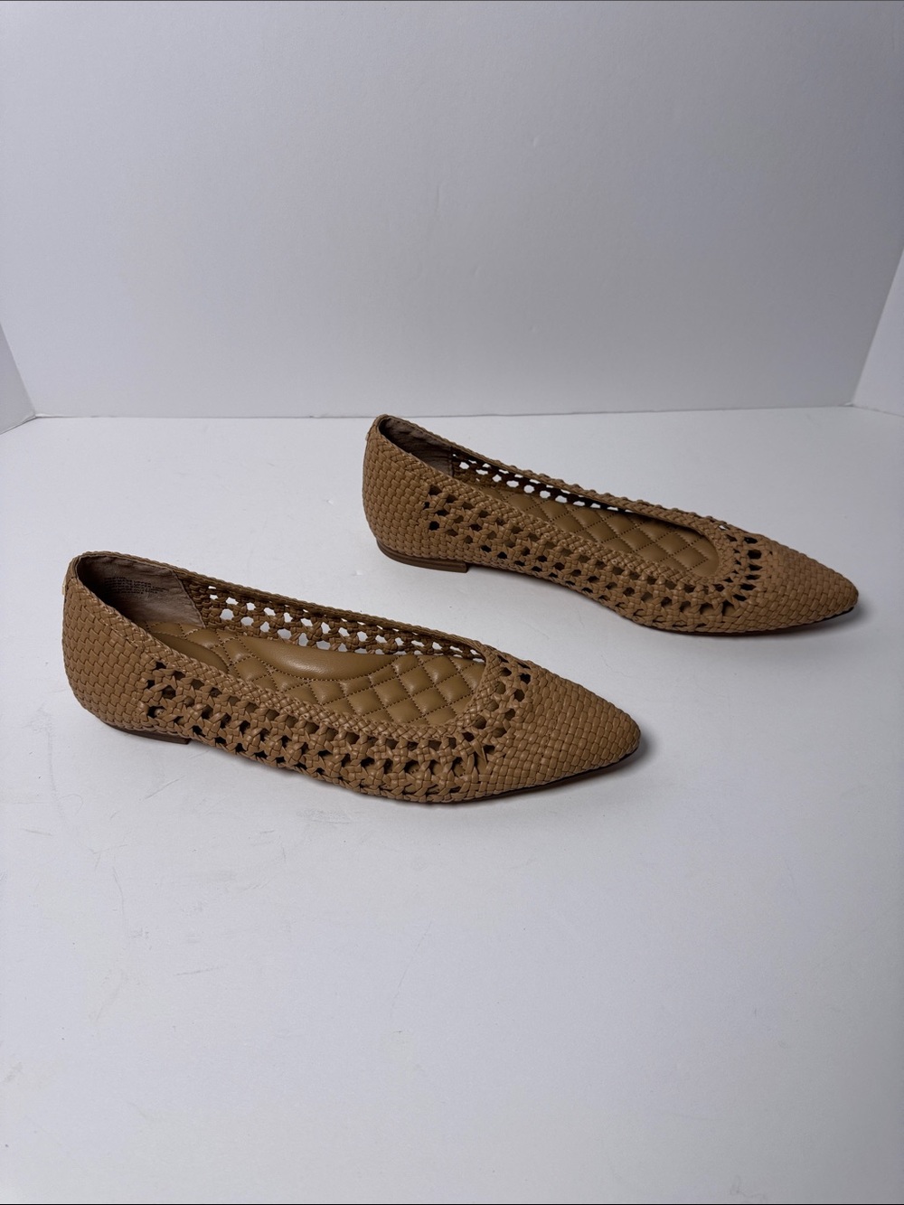 BIRDIES NWOB Goldfinch Woven Pointed Toe Dawn Beige Tan Ballet Flats Slip On 9.5